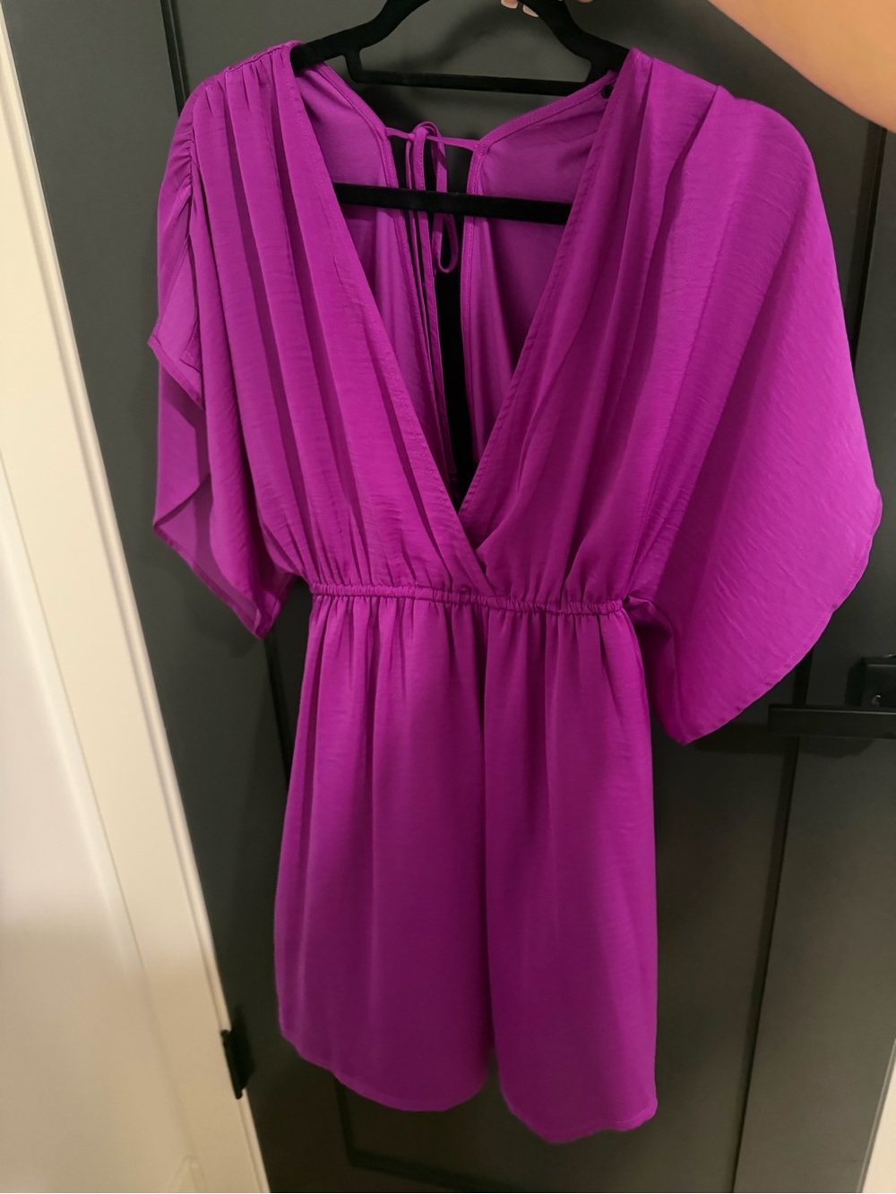 Women's V-Neck Flutter Sleeve Dress - Magenta